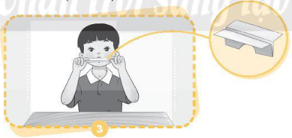 Thí nghiệm mô phỏng thanh quản  Kẹp hai mảnh cao su hoặc hai đầu mảnh giấy sát nhau và thổi qua khe hở (hình 3).