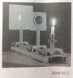  Ảnh của một vật tạo bởi thấu kính hội tụ - sách giáo khoa (SGK) vật lí lớp 9 trang 116